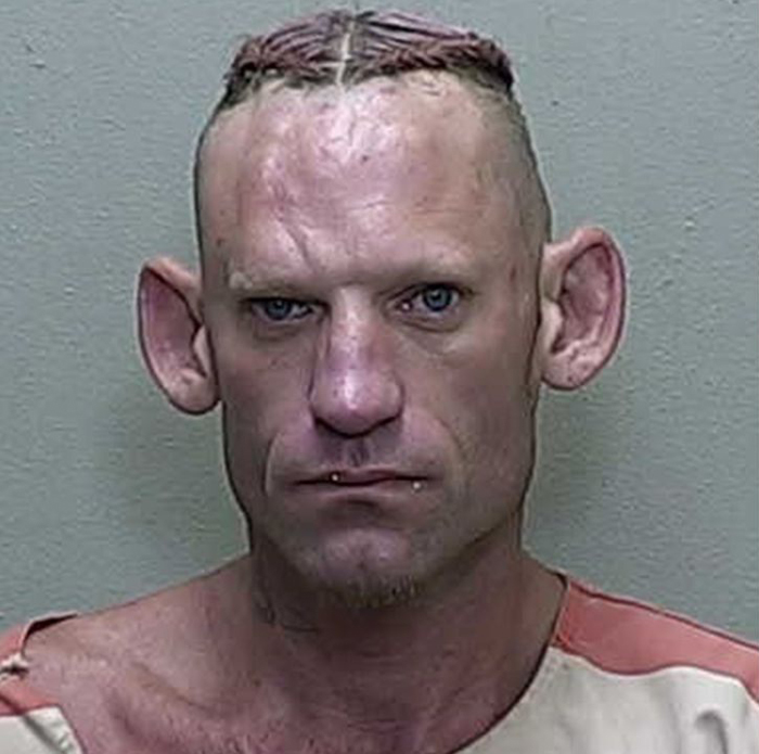 THE FUNNIEST POLICE MUGSHOTS EVER