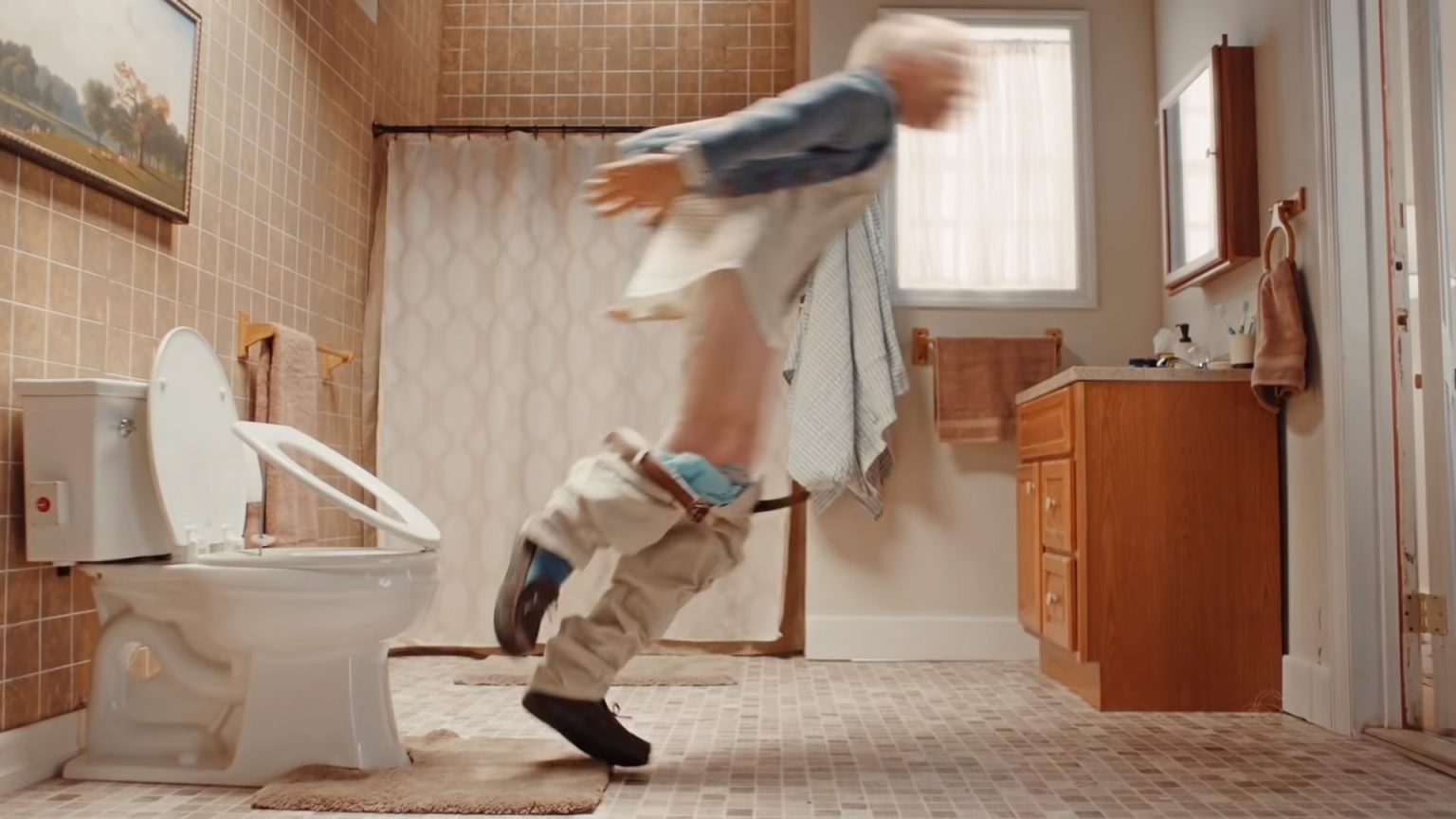 FUNNY SNL SKIT TOILET DEATH EJECTOR The Howler Monkey